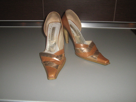 Женская обувь р.37.Москва ,почта.