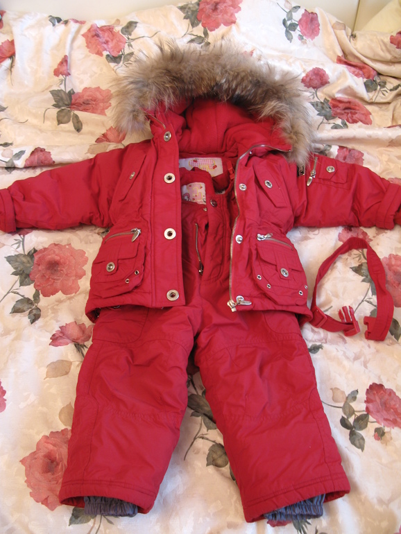 Зимний теплый комбинезон .Германия.80р.-2000р.(м.Щелковское)