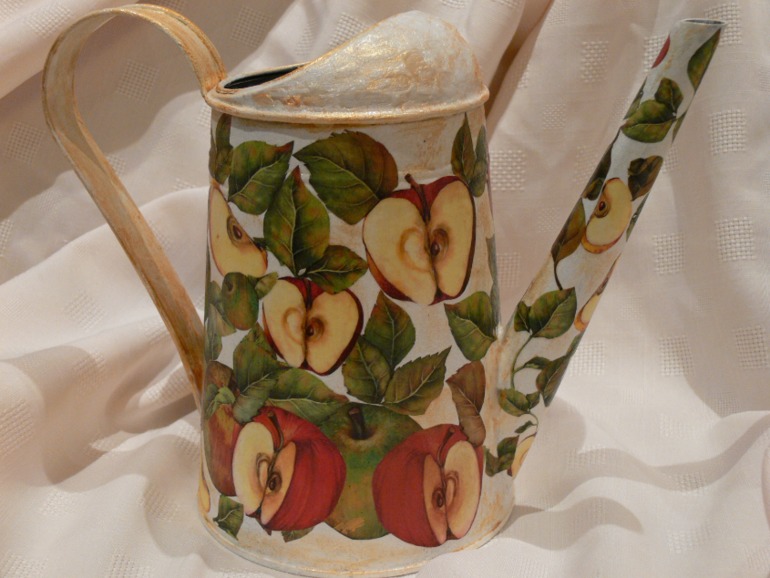 Лейка" Яблонька"