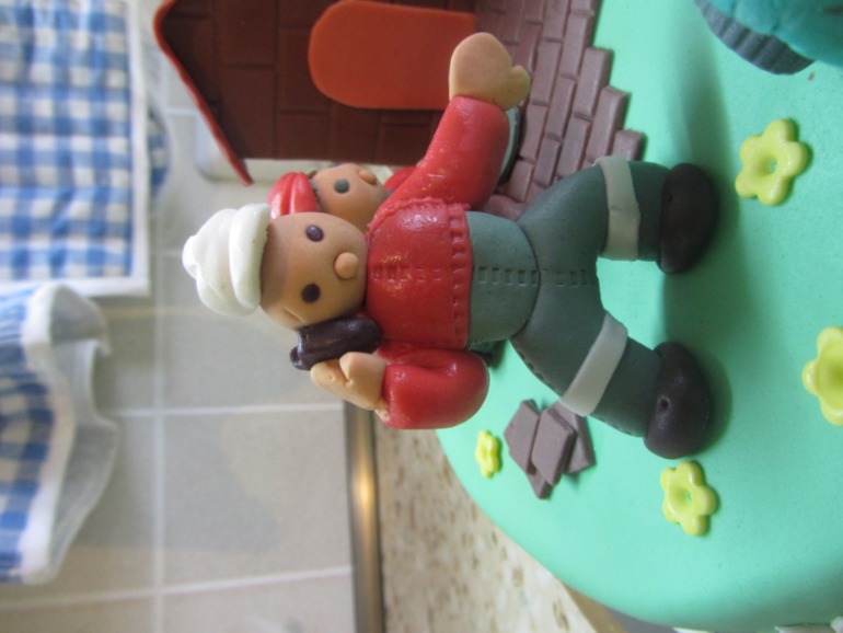 Мои третий торт, с фигурками