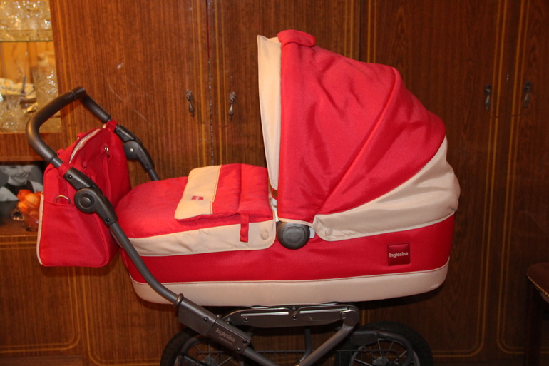 Продается детская коляска INGLESINA SOFIA (цена 6500)
