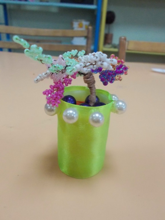 Готовимся к Дню Матери и кое-что о бисере...