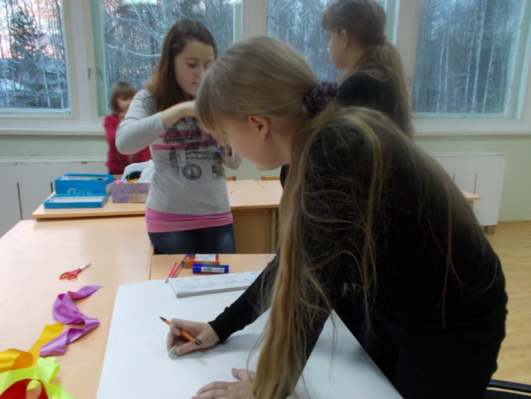 Готовимся к Дню Матери и кое-что о бисере...