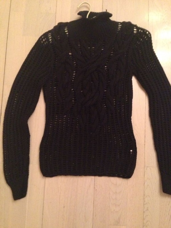 Свитер Max Mara, размер М, цена 4800
