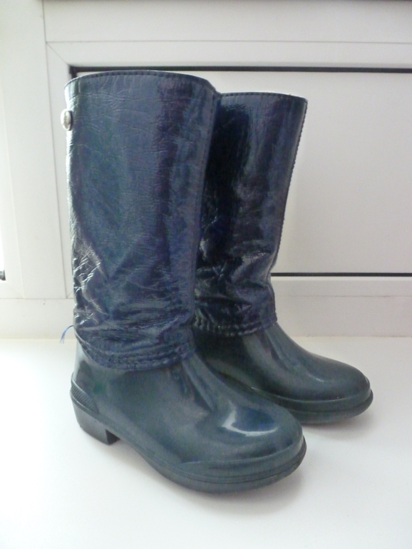 Сапожки D&G оригинал 23 размер. Осень -весна.23 размер. 2500 руб.