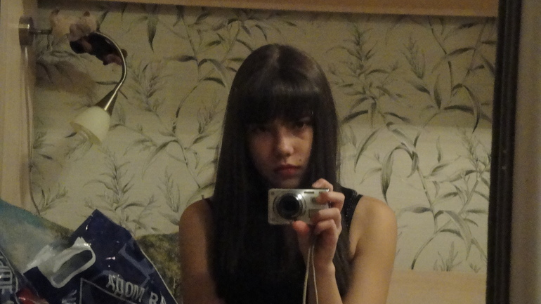 Как лучше с челкой или без?