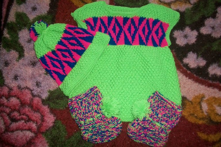 Вот что я смастерила для своей доченьки.