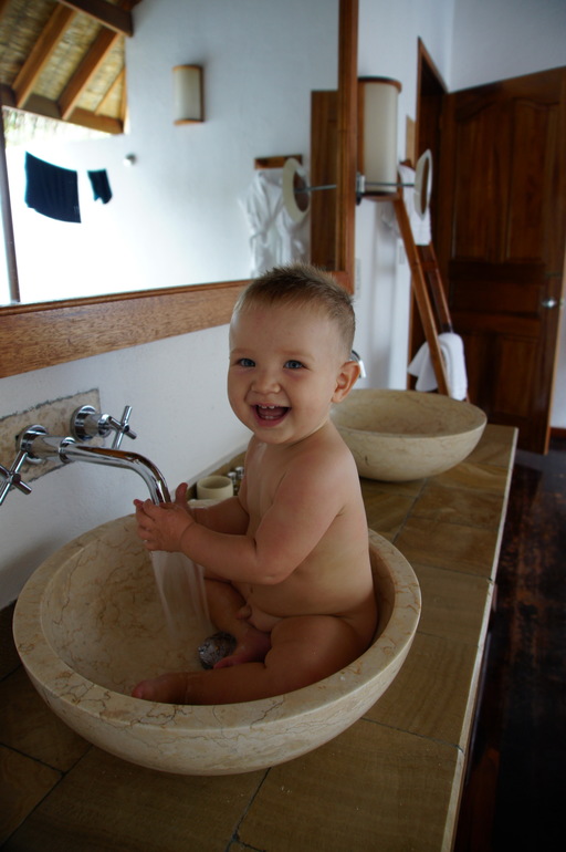 Про Мальдивы с двумя маленькими детьми