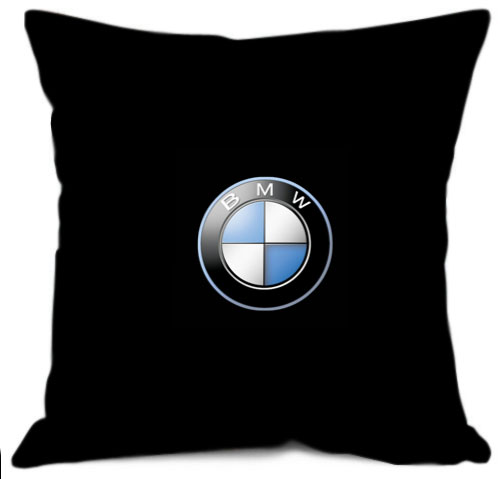 Продаю Новогодние шторы и декоративные подушки