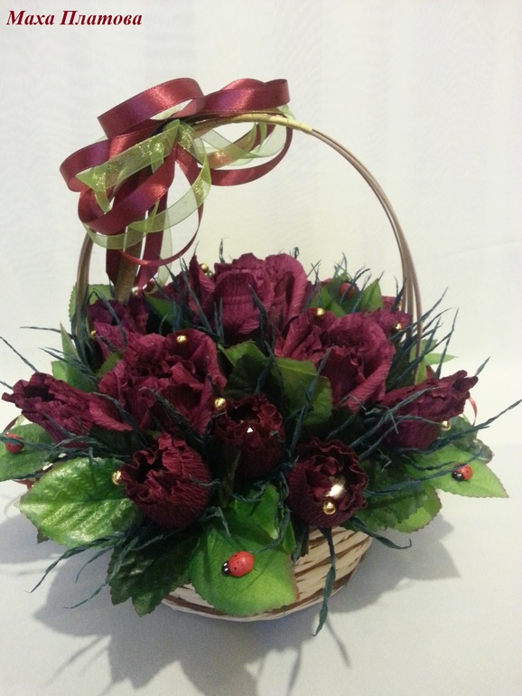 И снова розовые корзиночки, и еще проба пера