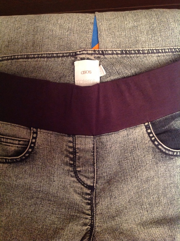 51236405069bb664bf50f44435f5743f.jpg