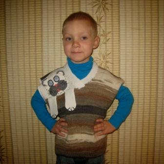 Кофта с оленями, котожилет и свитр- зебра для сына