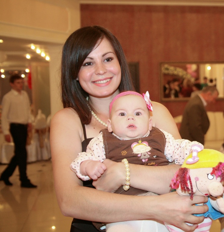 Нам сегодня пол годика!!!