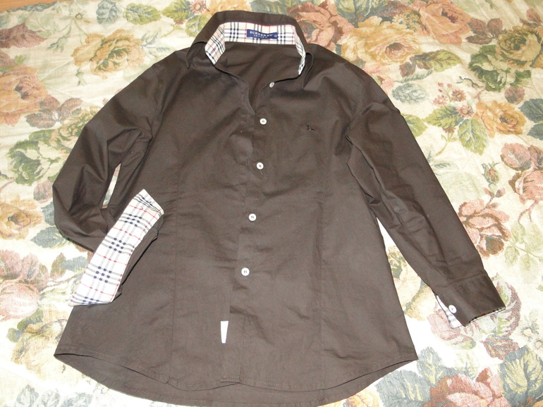 Рубашка BURBERRY р-р 46-48 1500р. с учетом почты