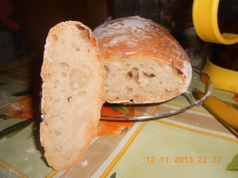 Та-да-да-дам!!!! Белый домашний хлеб на пшеничной закваске))))