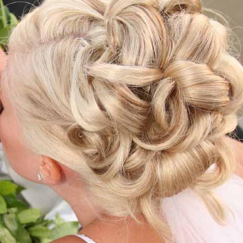 Рекомендую Стилиста Визажиста!