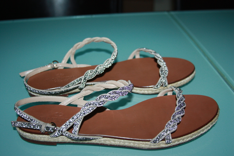 ***Louis VUITTON***BALMAN***CELINE***ESCADA***GINA***VALENTINO***.Оригинал