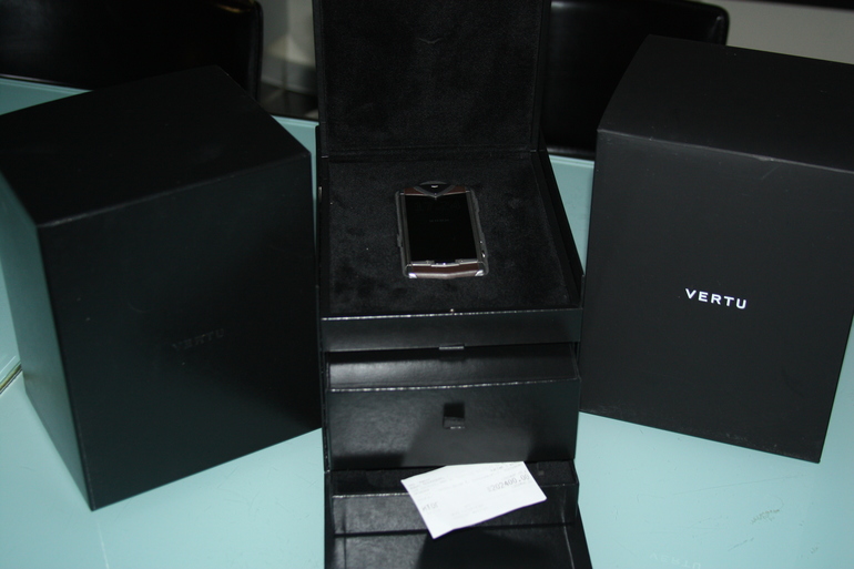 VERTU CONSTELLATION TOUCH. ОРИГИНАЛ!