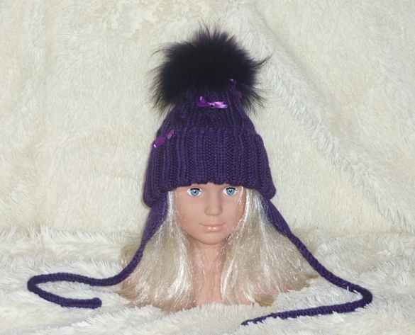 Шапочки с мех помпонами, детские и взрослые, итальянский меринос, машинная и ручная вязка на заказ