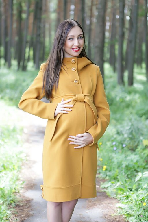 Пальто для беременных на весну