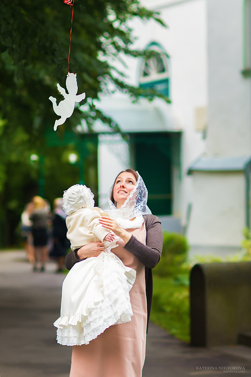 Крещение Виктории! Вторая часть. Фотосет от Катерины.