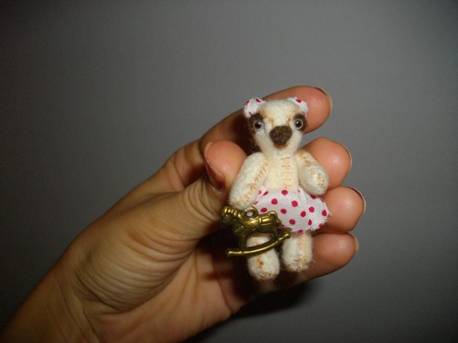 А покажу-ка я вам, девочки...