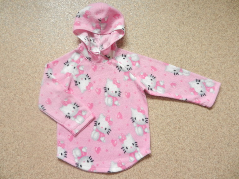 Анорак с капюшоном из флиса для доченьки