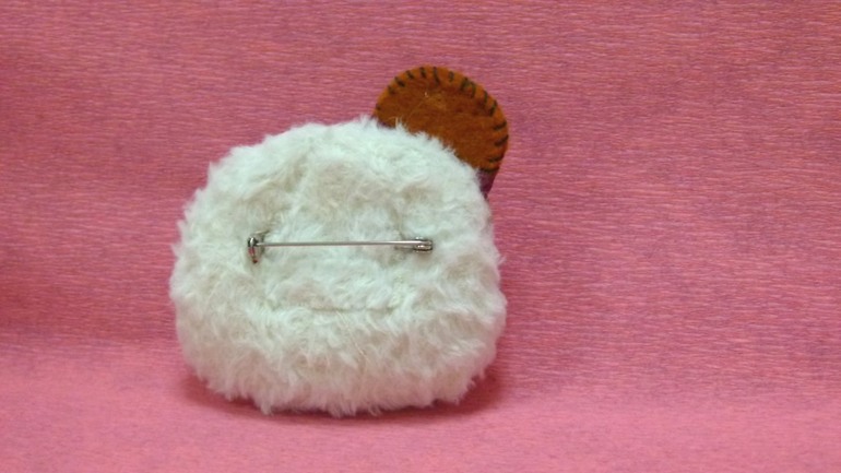 "Зубастые" брошки :)