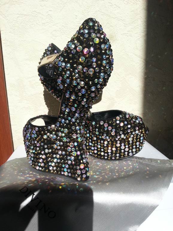 Новые туфли фирмы Divino. Размер 39