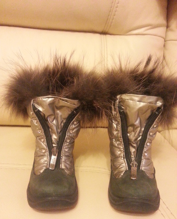 Alaska размер 25, 16 см по стельке 1000руб. Почта