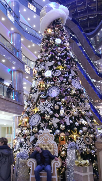 Выход в люди))