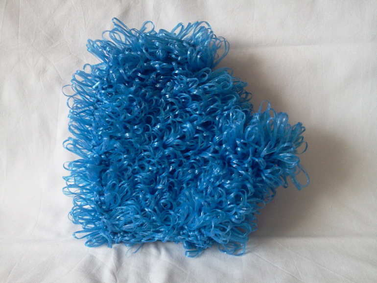 Навязала мочалок...