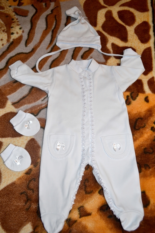 Наше приданое + вещички в род.дом по списку