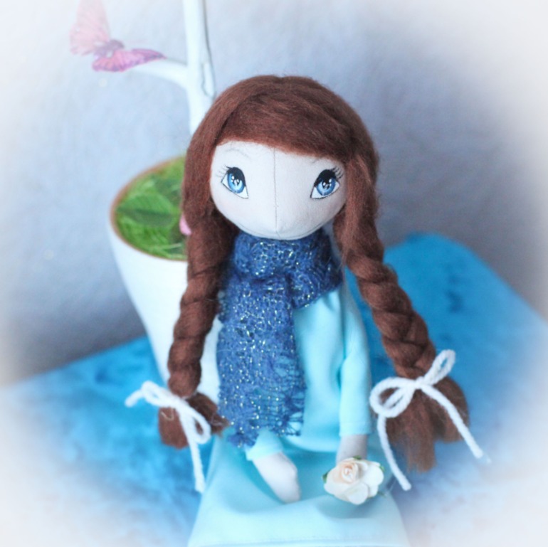 Куколка Мариша