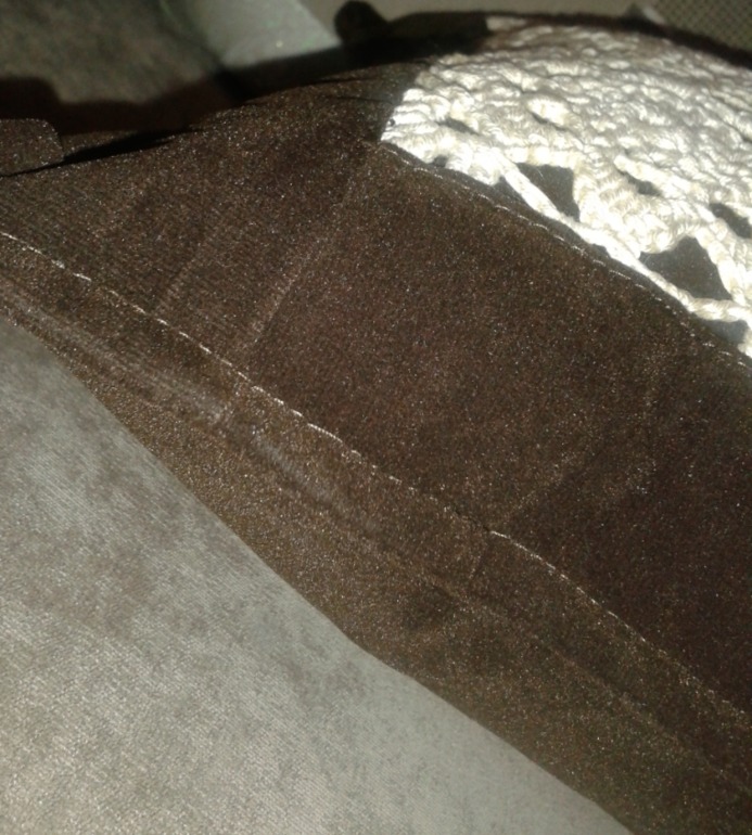 Подушечка на диван.