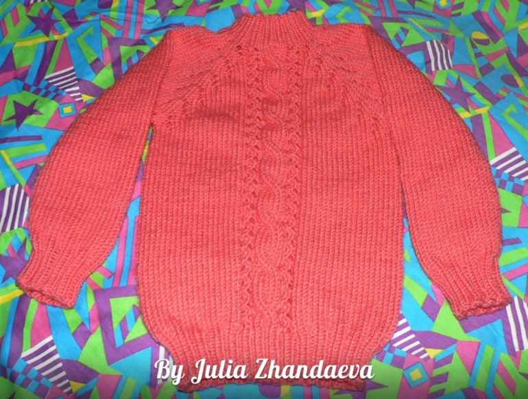 два свитерочка-для сына и дочки