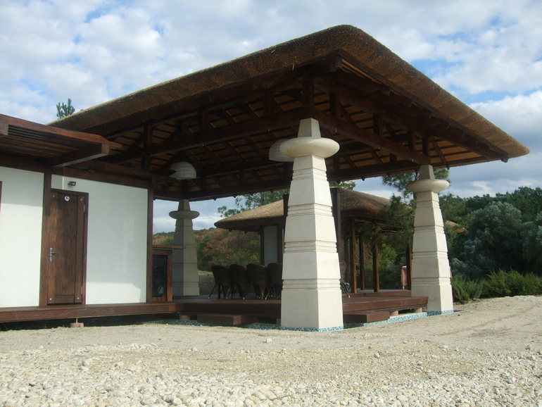 Ландшафтная беседка (бунгало)