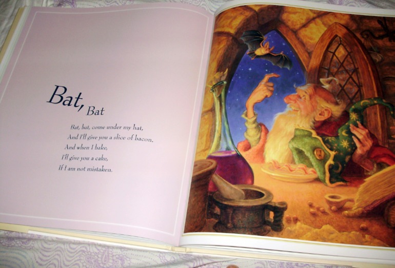 Мой заказ на сайте www.bookdepository.com. Первый.