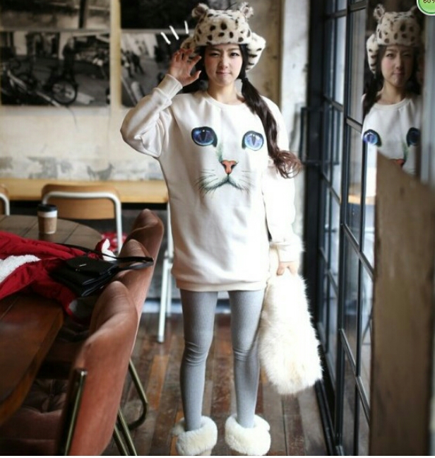 кофта с кошкой, цена 495 руб! сразу на ваш адрес!