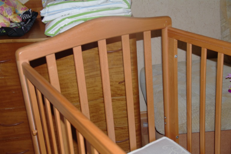 Кроватки детские +матрасики!