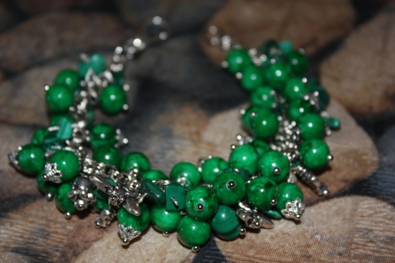 Браслеты из кожи с натуральными камнями. Новая коллекция!!! СКИДКИ!!!!!!