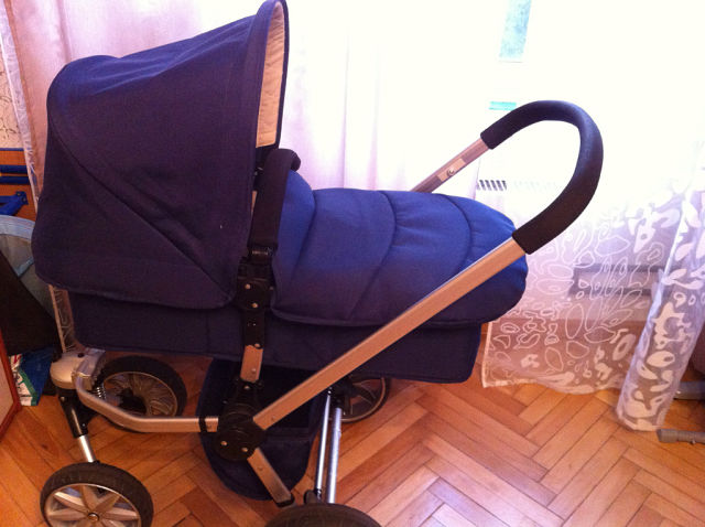 помогите опознать,что за колясон?