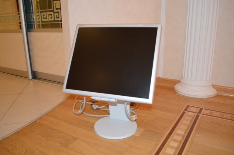 41dd4160c15355c09c76e49b7182a7c9.jpg