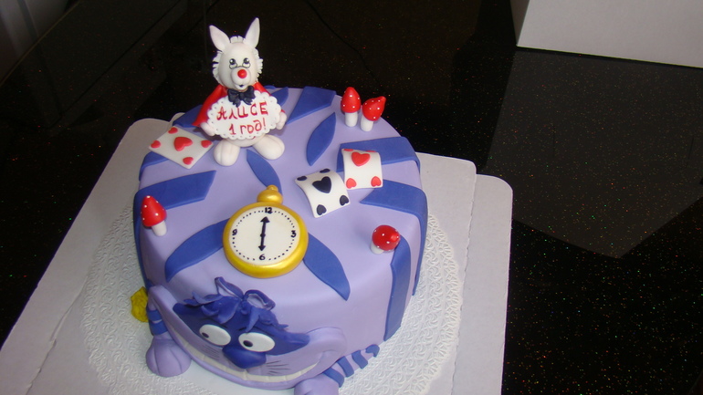 Торт Алиса в стране чудес