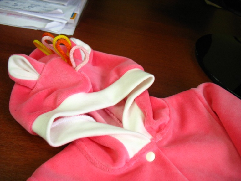 Ж*ЕЛ*ТЫ*Й К*О*Т!