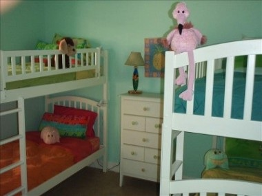 Детская для 2-3-4 деток...