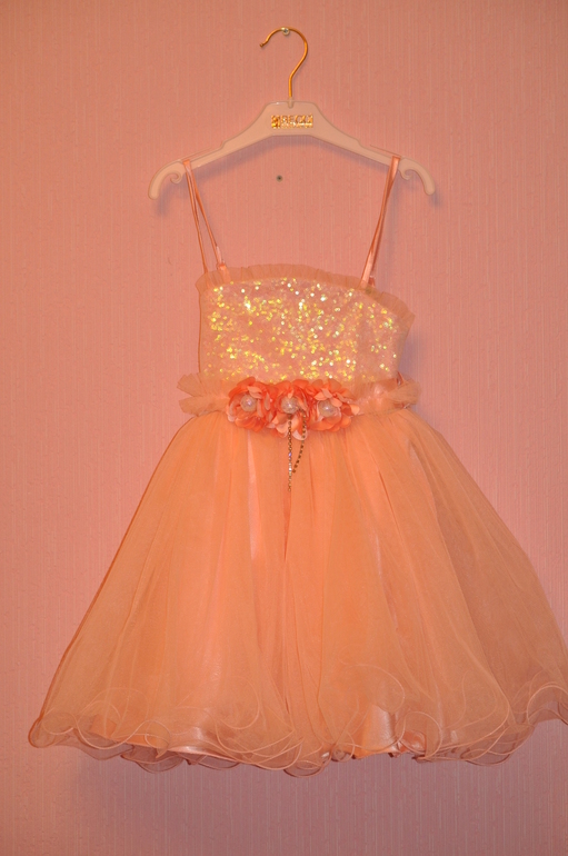 Праздничная одежда для девочек Beggi