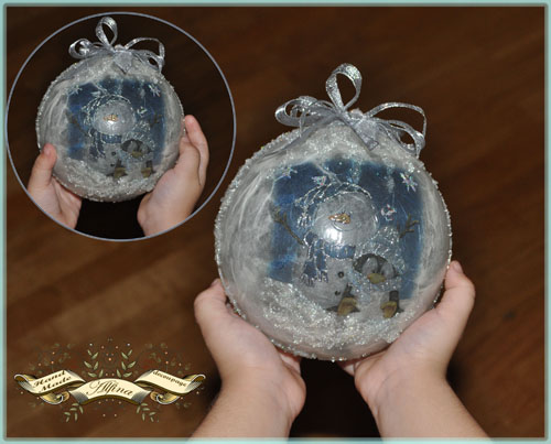 Большие интерьерные новогодние игрушки.