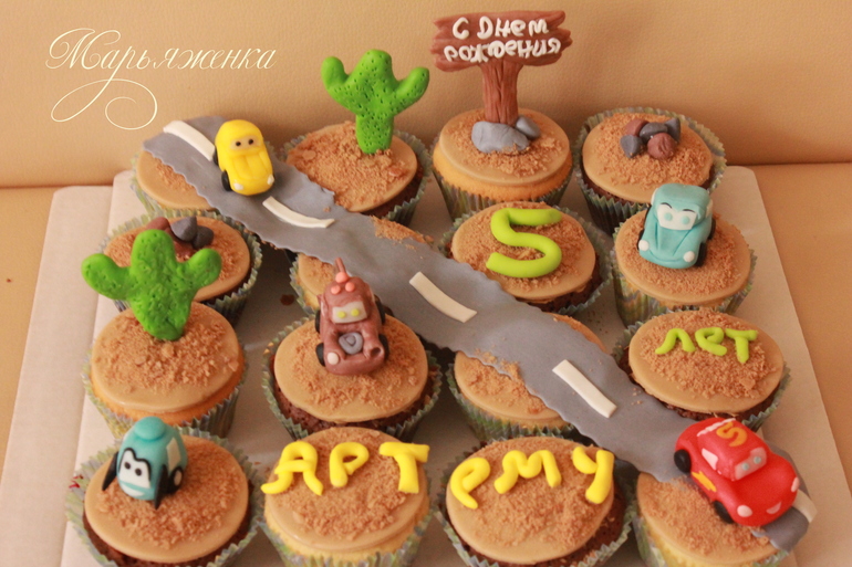 Капкейки по мотивам м/ф Тачки