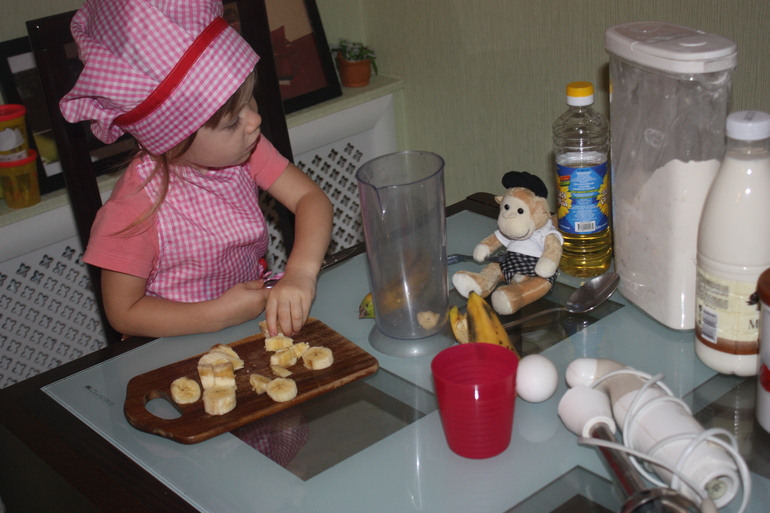 ФМ - Готовим с детьми (Банановые оладушки)